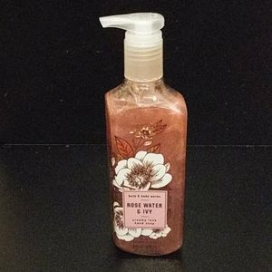 BRAND NEW BBW Rose Water & Ivy Luxe Hand soap